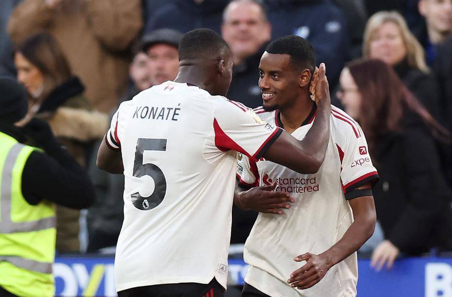 雪藏萨拉赫激活两大亿元先生，伊萨克处子球，利物浦2-0终结3连败